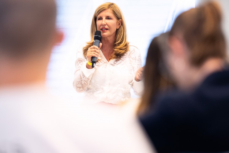 Nelly Kostadinova, Speaker