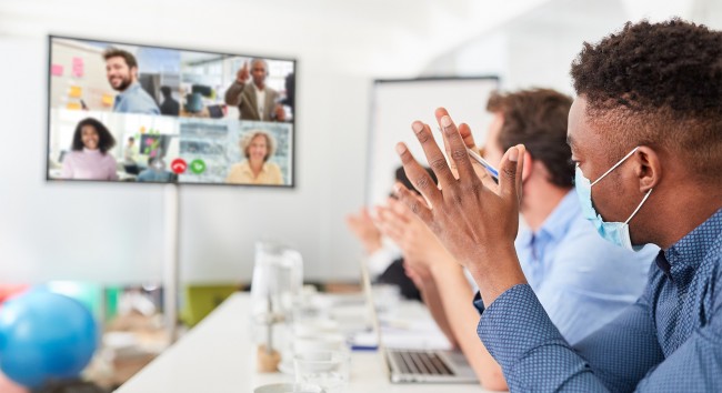 Interne Kommunikation – So informierst und motivierst du dein Team in der Krise!